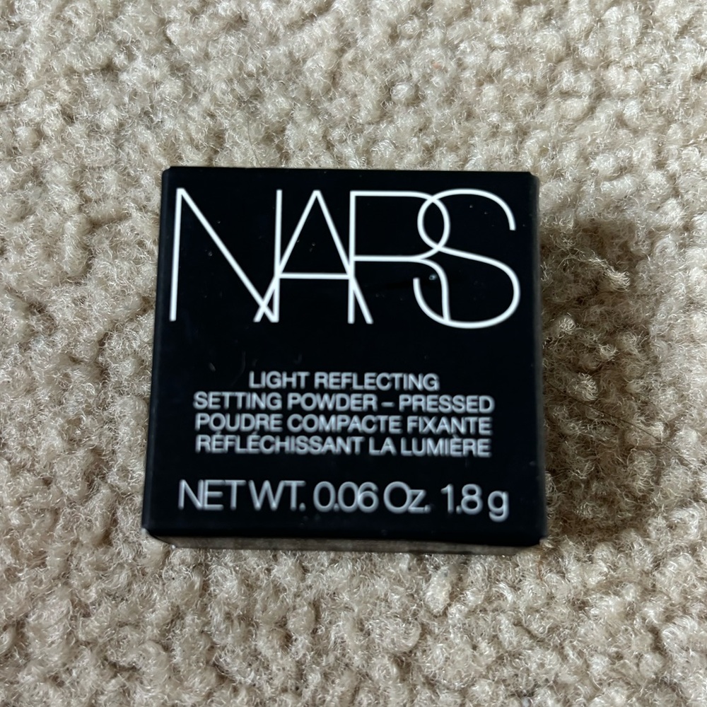 NARS Translucent powder